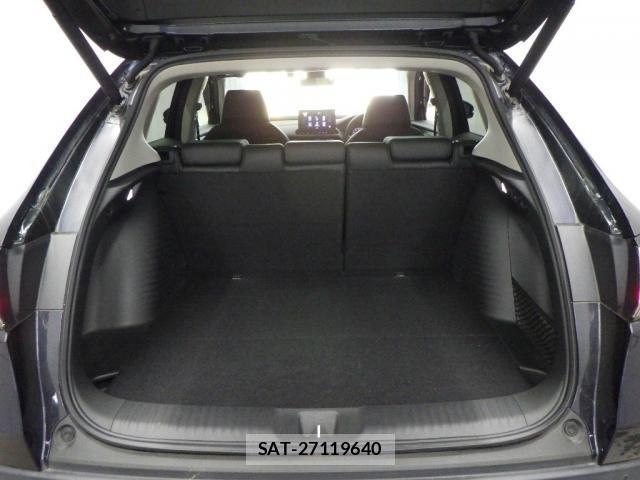 Honda ZR-V 2023-07 8223470-11