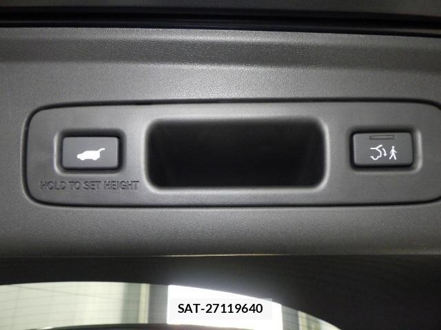 Honda ZR-V 2023-07 8223470-8