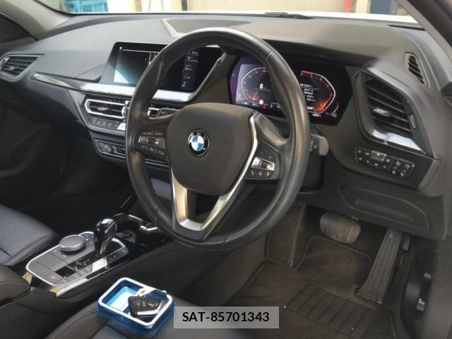 Bmw 1 SERIES 2021-12 8284655-2