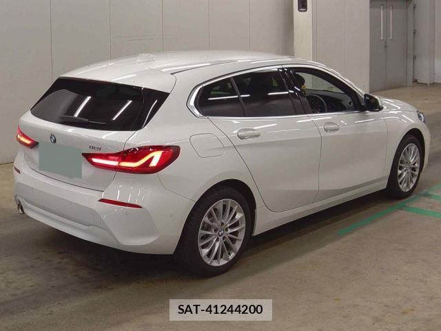 Bmw 1 SERIES 2024-08 8284661-4