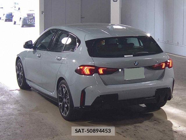 Bmw 1 SERIES 2025-06 8284662-5