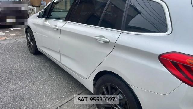 Bmw 2 SERIES 2017-02 8282207-10