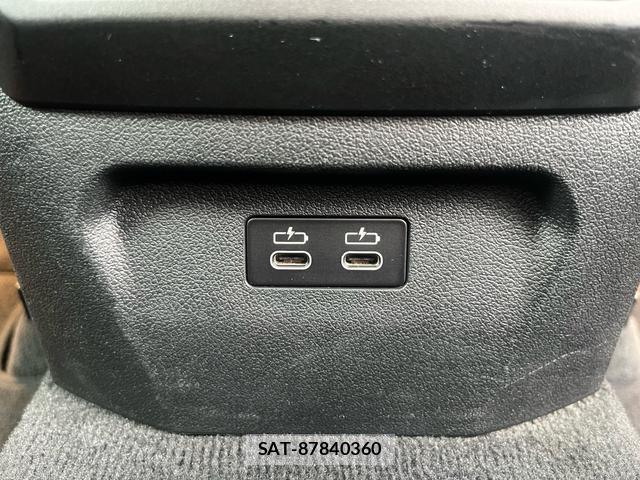 Bmw 2 SERIES 2023-06 8282716-14