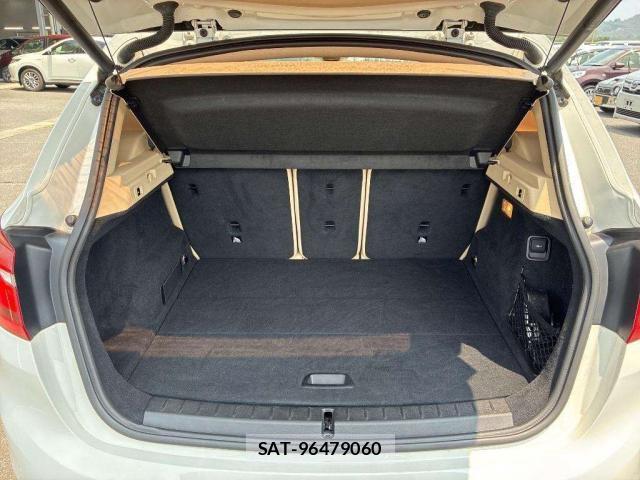 Bmw 2 SERIES 2016-09 8284403-4