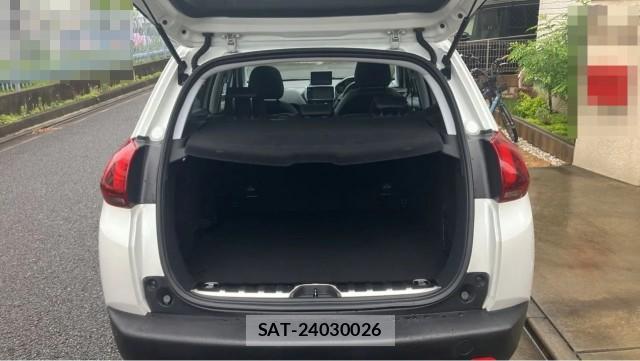 Peugeot 2008 2017-03 8281451-17