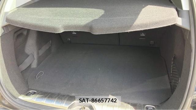 Peugeot 2008 2018-01 8282196-17