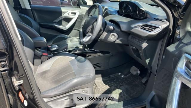 Peugeot 2008 2018-01 8282196-5