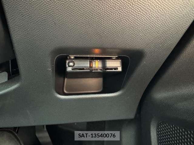 Peugeot 2008 2021-12 8283174-13