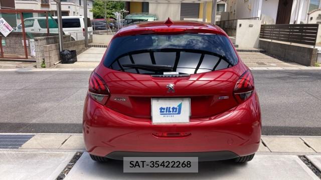 Peugeot 208 2017-09 8280697-1