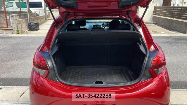 Peugeot 208 2017-09 8280697-17
