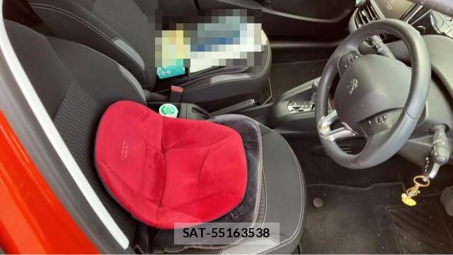 Peugeot 208 2016-12 8281830-5