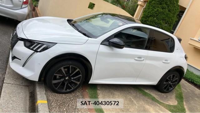 Peugeot 208 2023-11 8282262-10