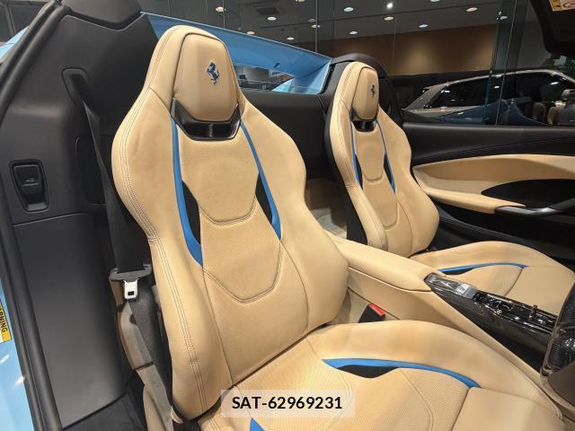 Ferrari 296 GTS 2023-10 8277810-5