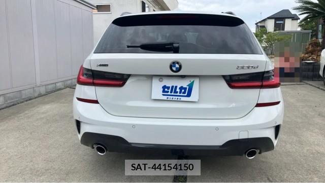 Bmw 3 SERIES 2021-05 8281473-1