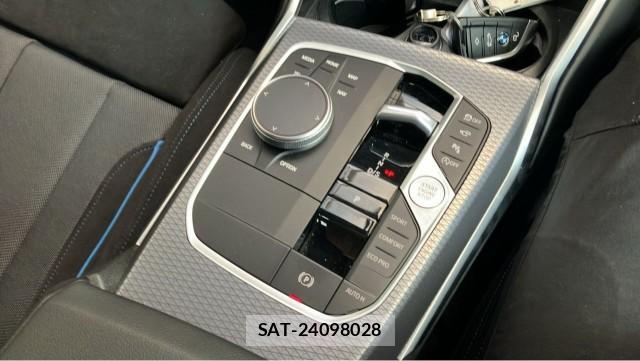 Bmw 3 SERIES 2026-02 8282494-14