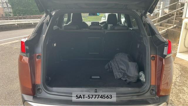 Peugeot 3008 2017-09 8282092-17