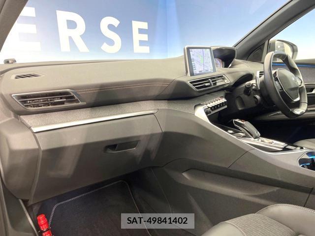 Peugeot 3008 2020-03 8282894-1