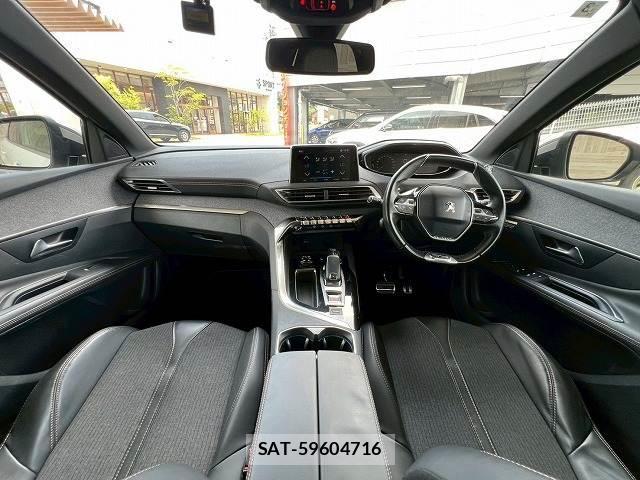 Peugeot 3008 2017-03 8285283-1