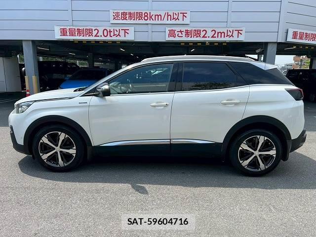 Peugeot 3008 2017-03 8285283-16