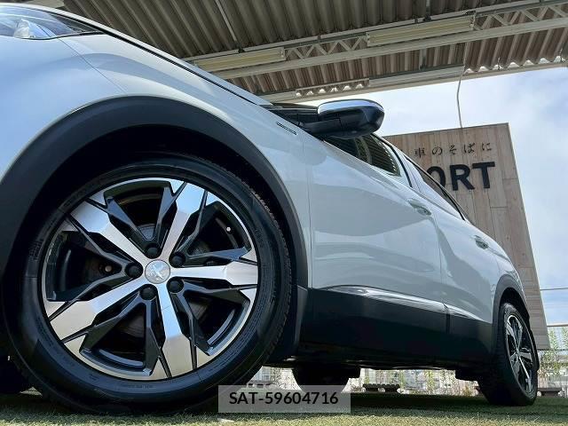 Peugeot 3008 2017-03 8285283-18
