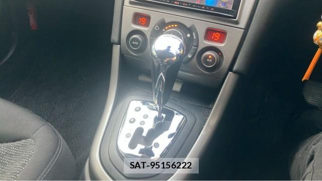 Peugeot 308 2011-08 8280950-14