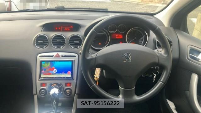 Peugeot 308 2011-08 8280950-16