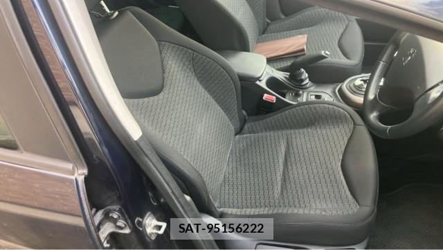 Peugeot 308 2011-08 8280950-5