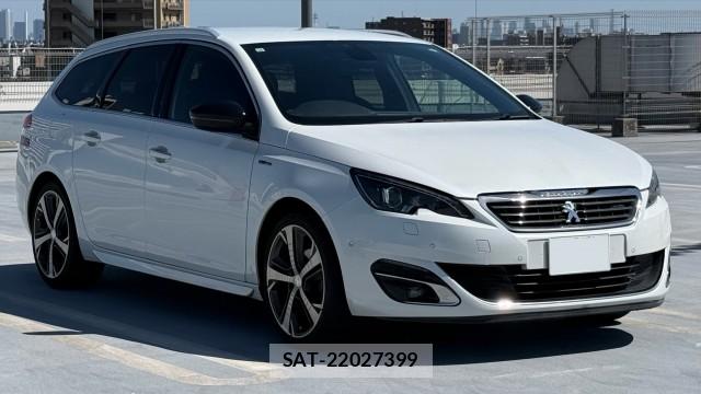 Peugeot 308 2015-12 8281408-11