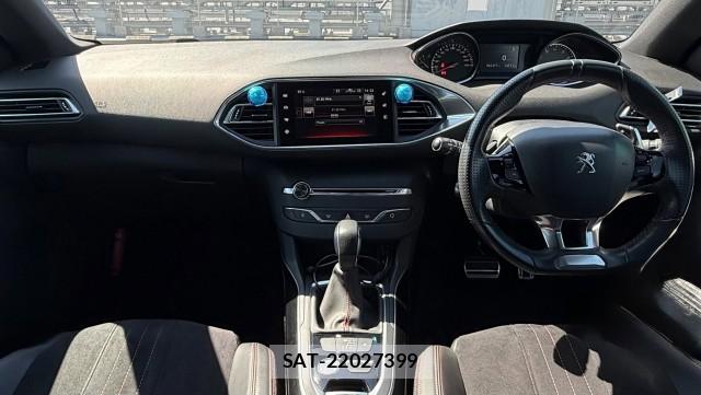 Peugeot 308 2015-12 8281408-2