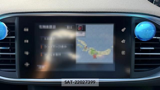 Peugeot 308 2015-12 8281408-4