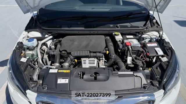 Peugeot 308 2015-12 8281408-7