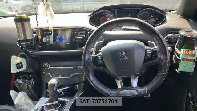 Peugeot 308 2015-09 8281836-16