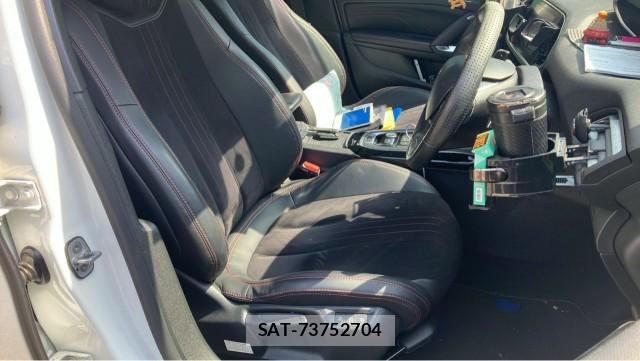 Peugeot 308 2015-09 8281836-5
