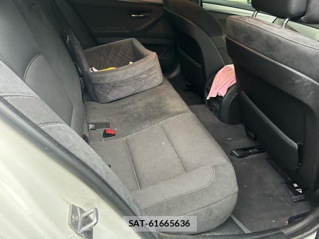 Bmw 5 SERIES 2013-08 8279635-12
