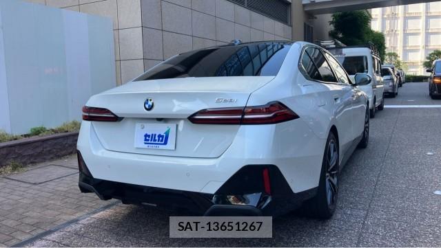 Bmw 5 SERIES 2023-11 8280577-12
