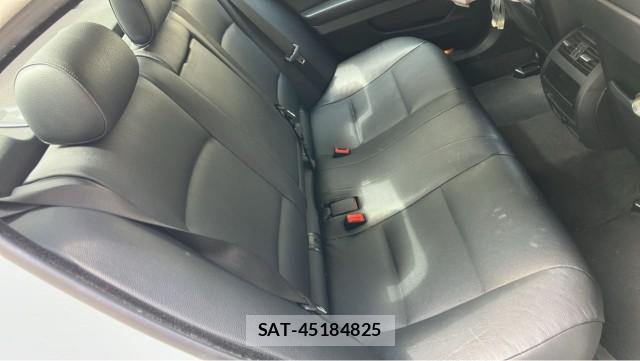 Bmw 5 SERIES 2011-02 8281019-6