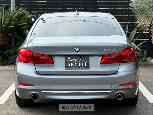 Bmw 5 SERIES 2018-03 8282540-11