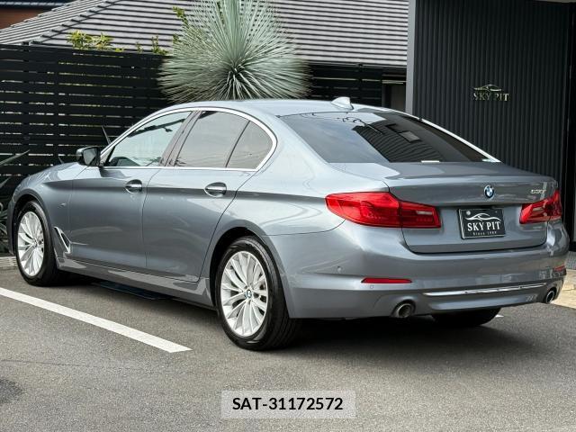 Bmw 5 SERIES 2018-03 8282540-5