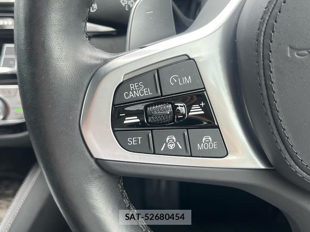 Bmw 5 SERIES 2023-03 8282719-7