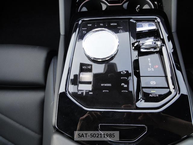 Bmw 5 SERIES 2024-12 8283302-12