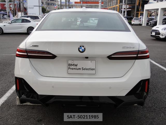 Bmw 5 SERIES 2024-12 8283302-3