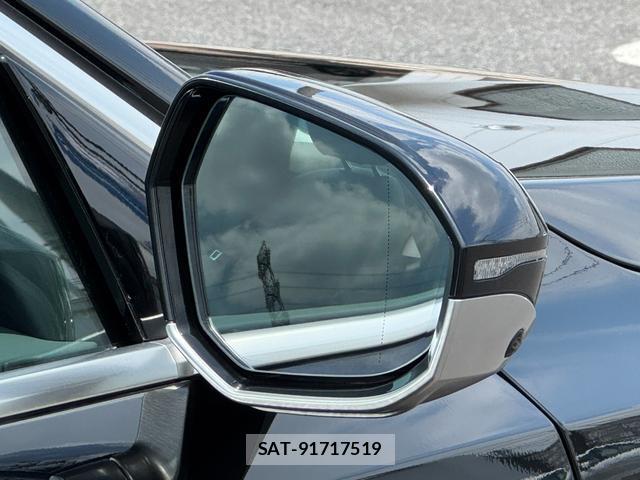 Bmw 5 SERIES 2025-09 8283303-12