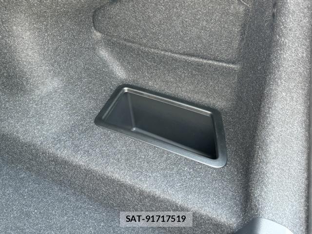 Bmw 5 SERIES 2025-09 8283303-19