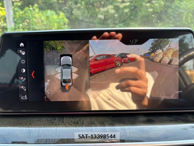 Bmw 5 SERIES 2018-06 8284077-12