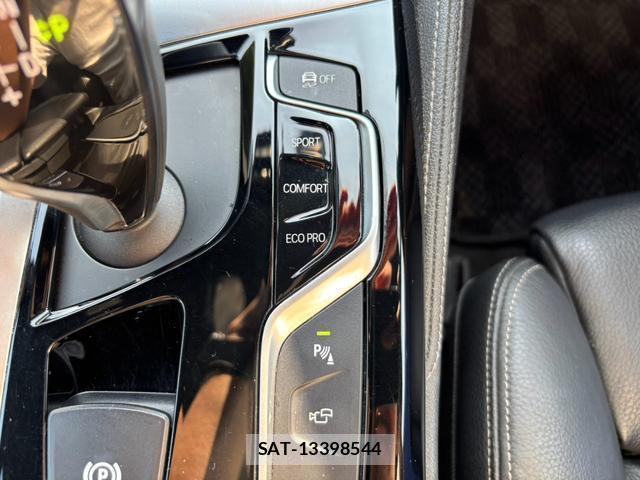 Bmw 5 SERIES 2018-06 8284077-2