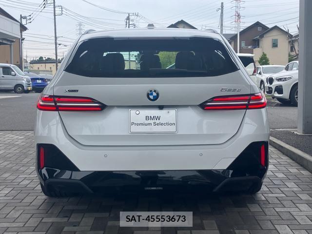 Bmw 5 SERIES 2025-09 8285494-1