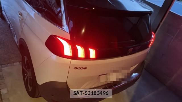 Peugeot 5008 2019-09 8280947-1