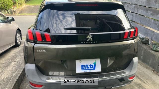 Peugeot 5008 2018-04 8281349-1