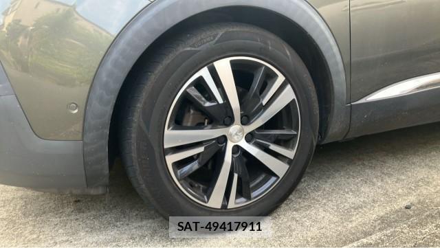 Peugeot 5008 2018-04 8281349-8