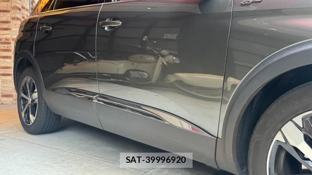 Peugeot 5008 2019-12 8281388-1